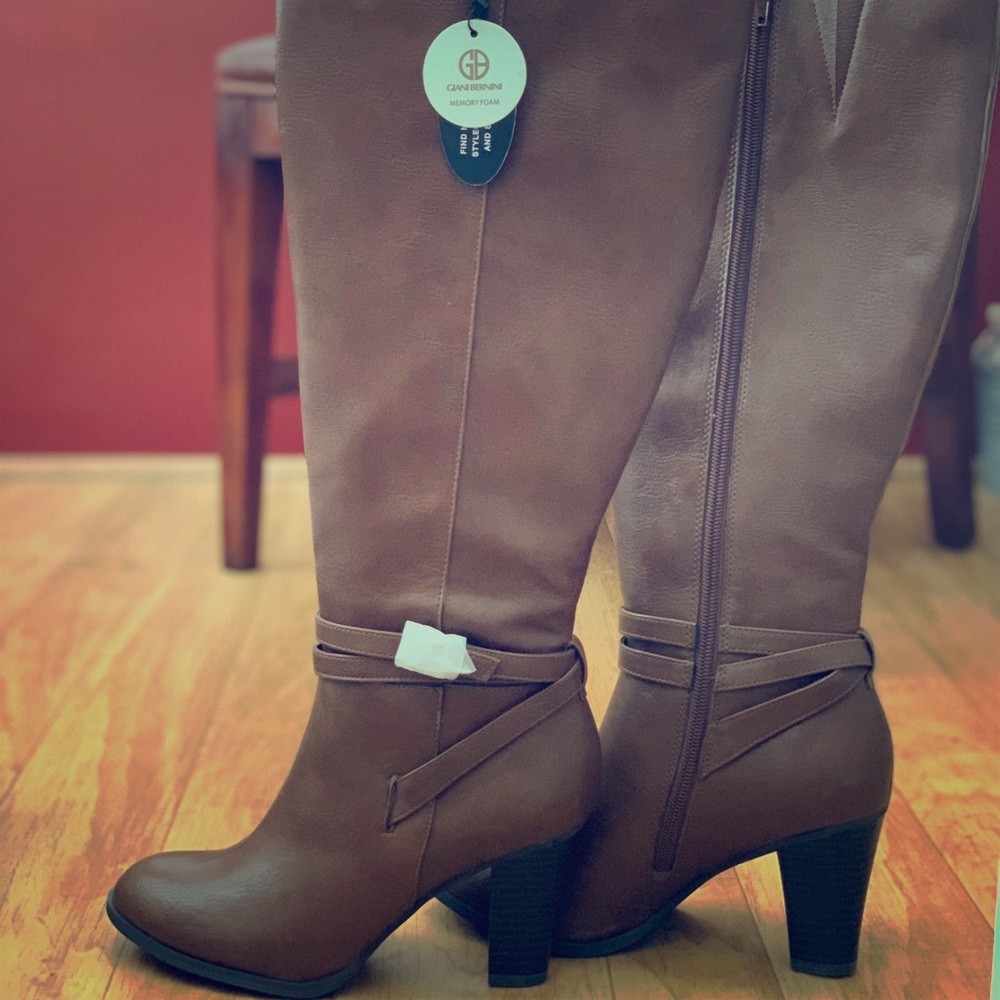 Female Cognac wide calf boots